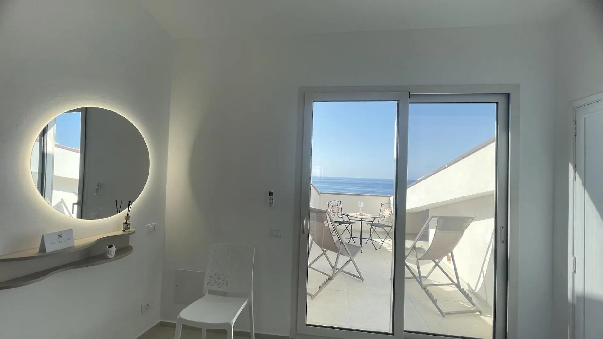 Sea Sky Suite Cefalù Itálie
